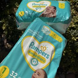 Pampers Swaddles 32 Diapers Per Package 