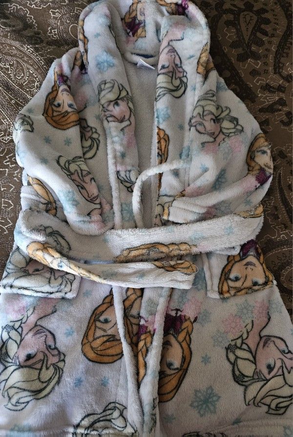 Girls Robe Size 4t