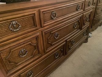 BEDROOM  SET 5 pieces