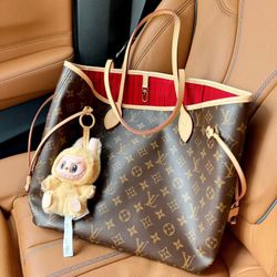 LOUIS VUITTON Neverfull MM