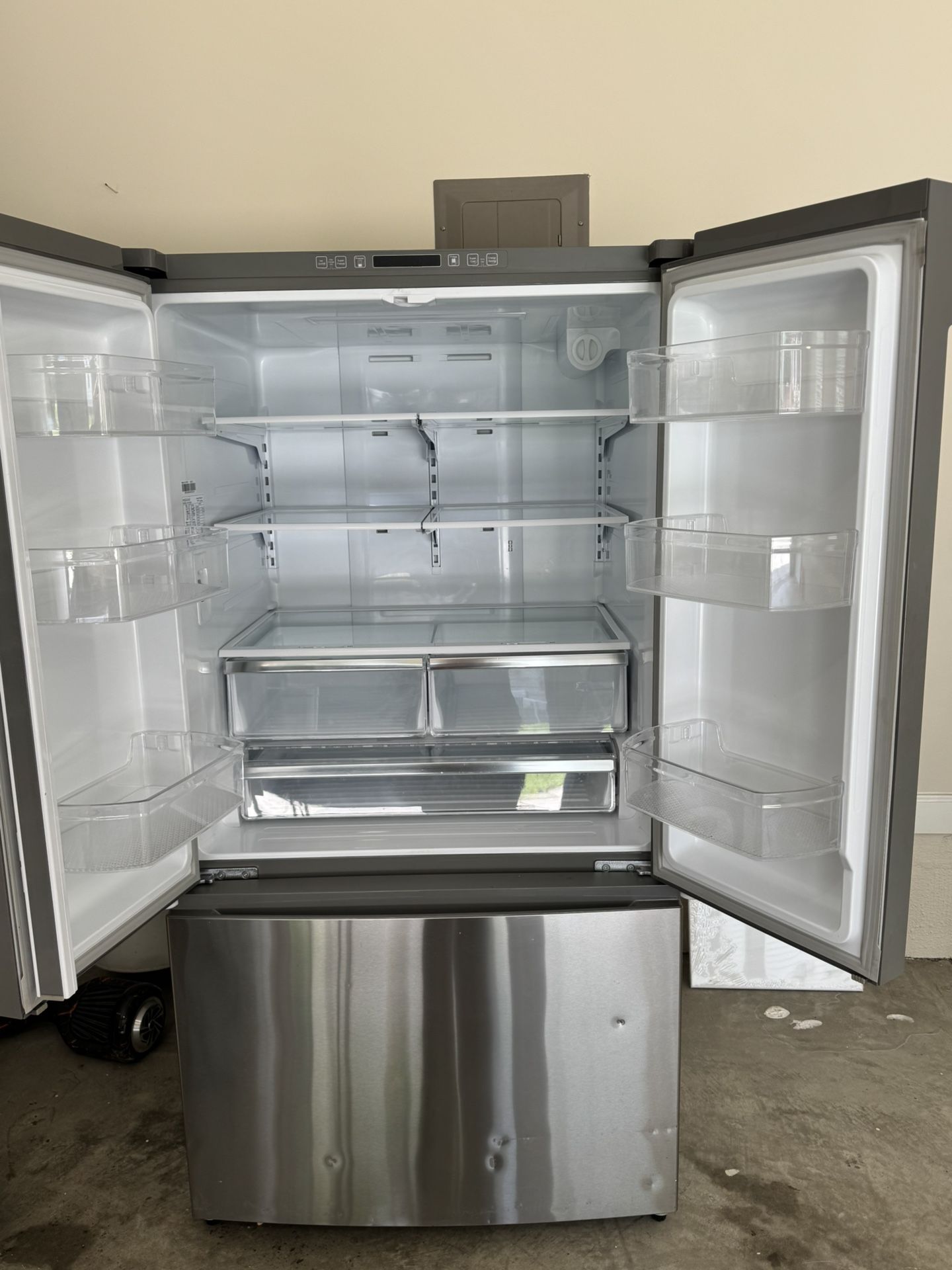 Refrigerator