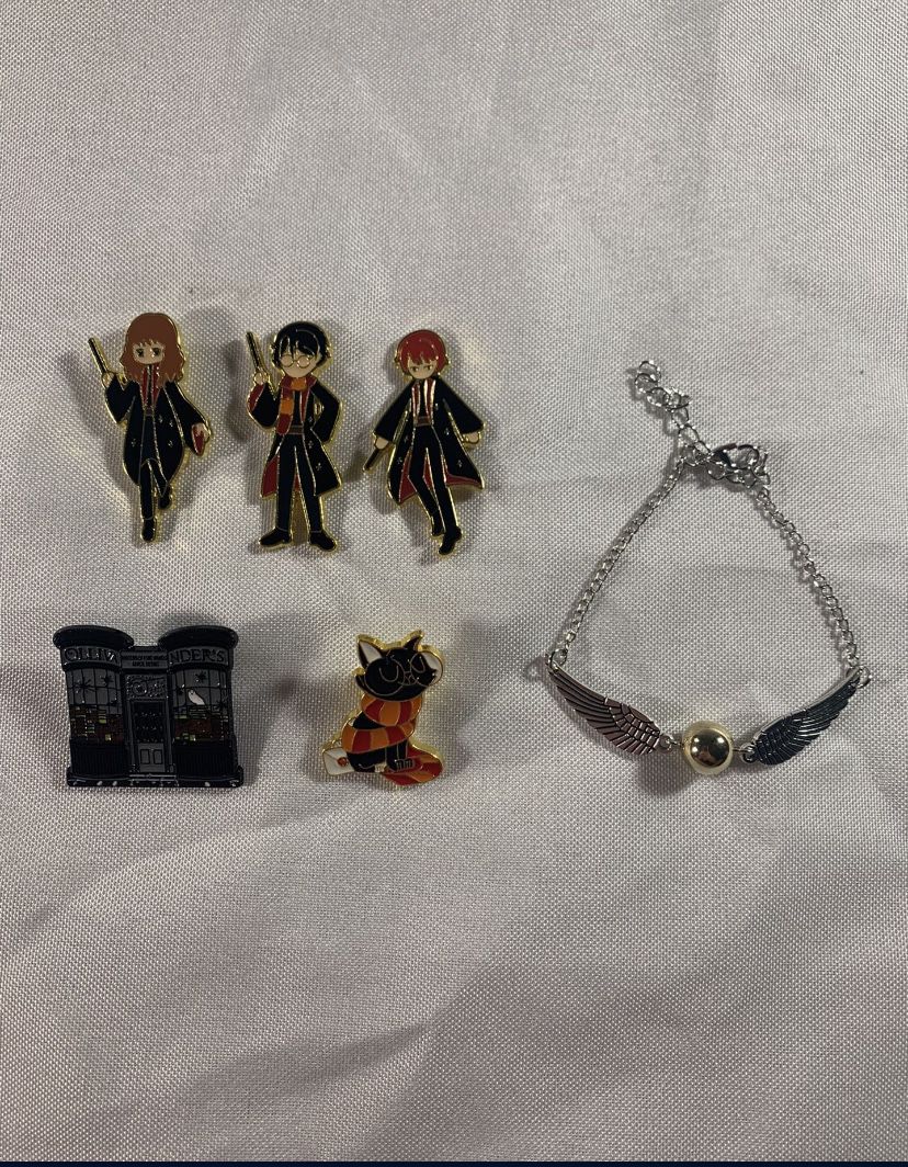 Harry Potter Themed Bundle | 5 Enamel Pins & 2 Snitch Bracelets | New