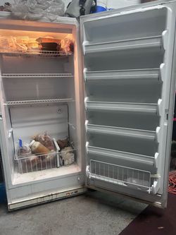 Commercial standup freezer Frigidaire