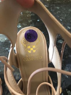 Vince camuto 8.5 nude color. 20