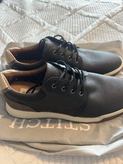 HAWKER RYE Thorelle Textured Sneaker