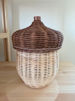 H&M Acorn Rattan Table Lamp – Discontinued & Hard to Find 🍂