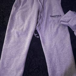 Essential sweat (grey size small)