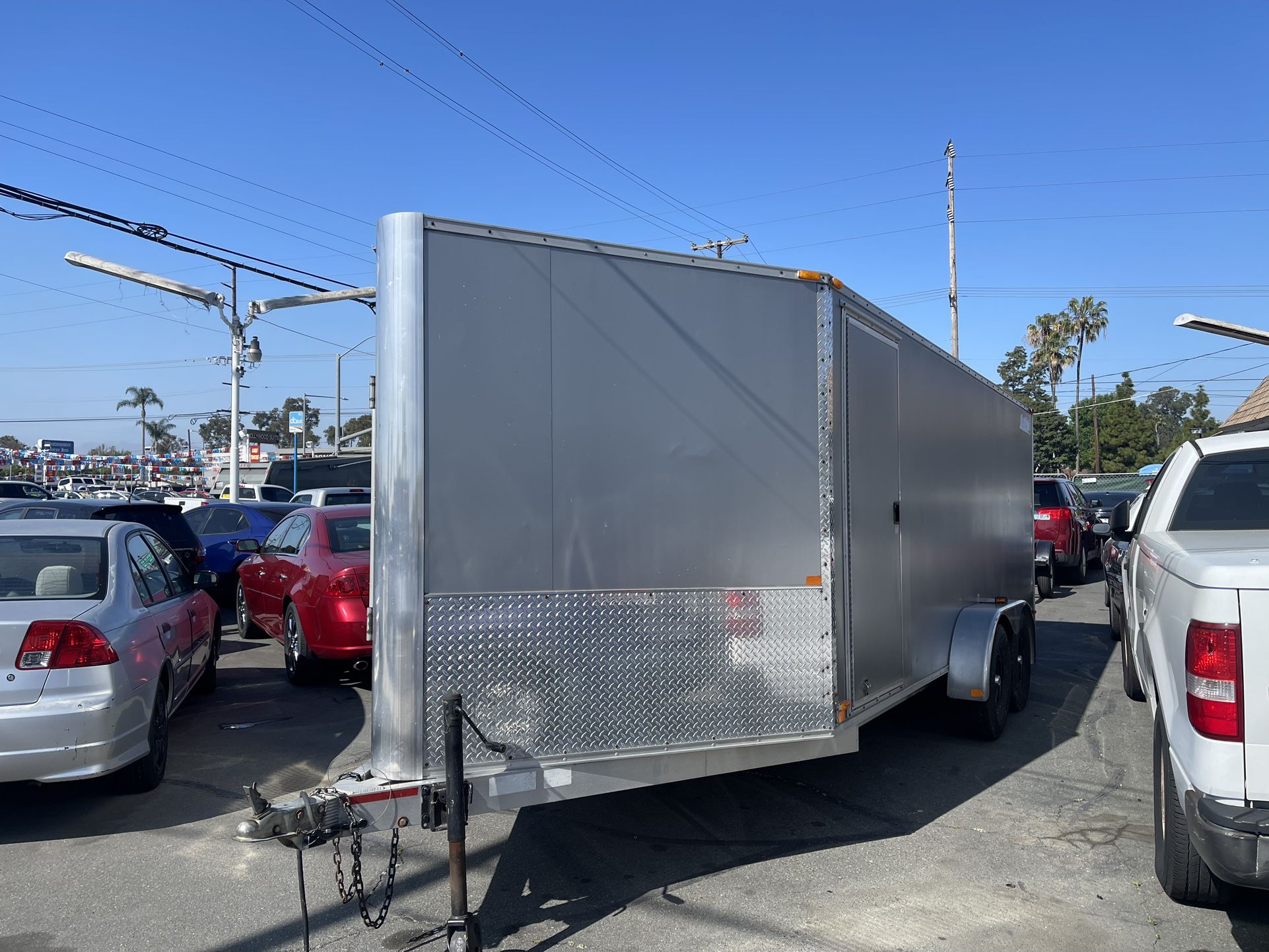 aluminum enclosed car hauler 