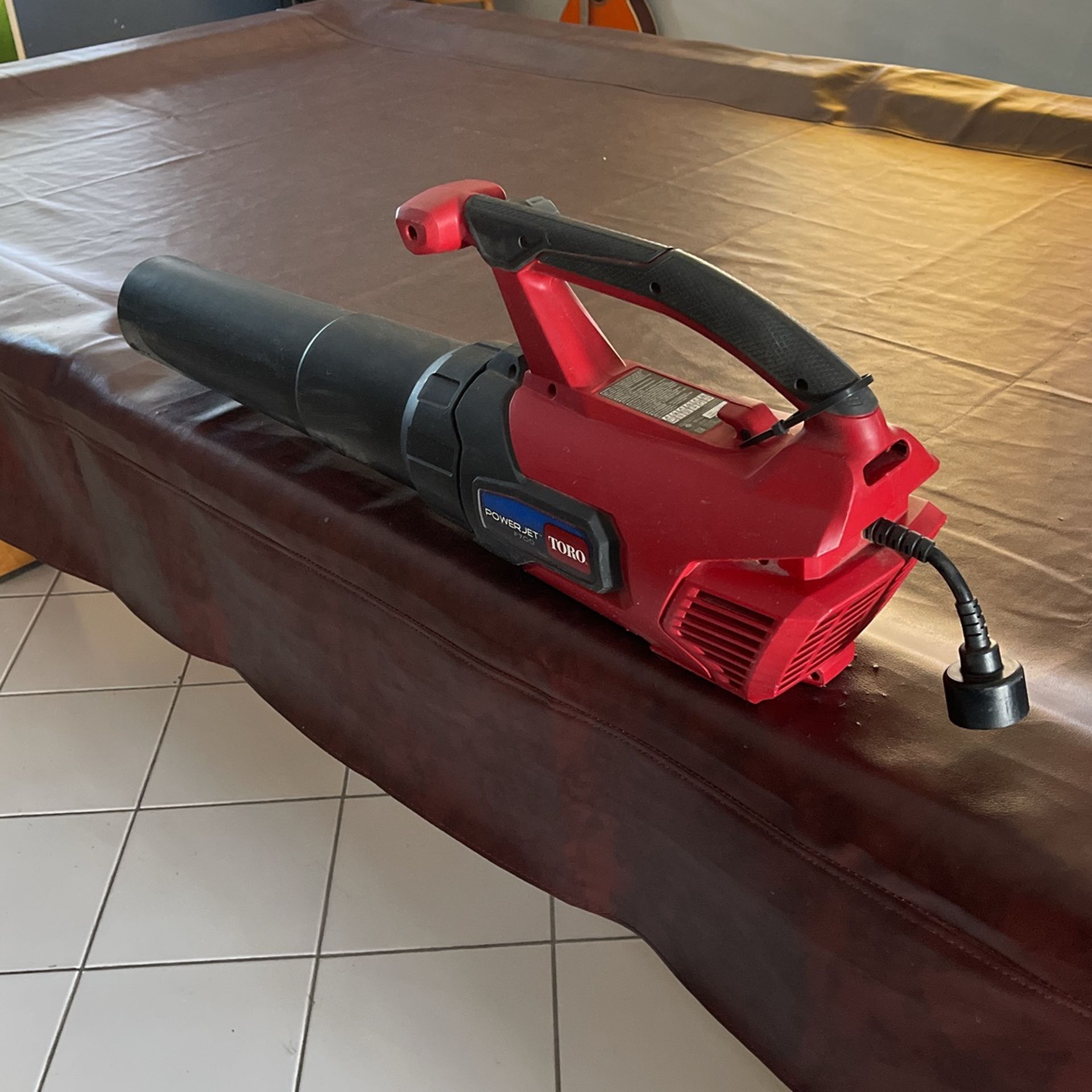 Toro Power Jet F700 140 MPH 725 CFM