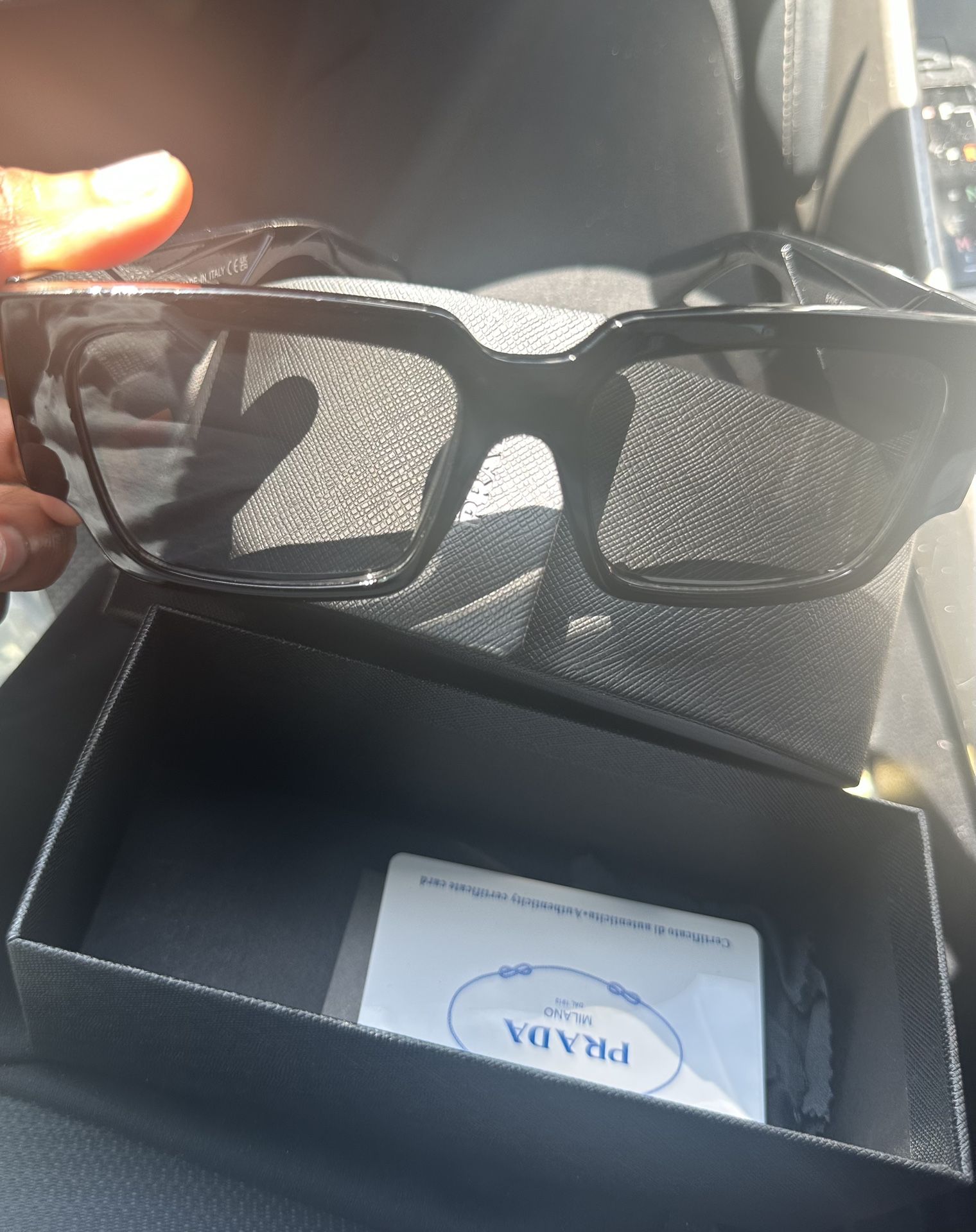 Prda Sunglasses 