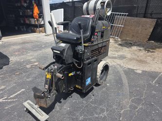 2019 National 8000 Ride On Floor Scraper