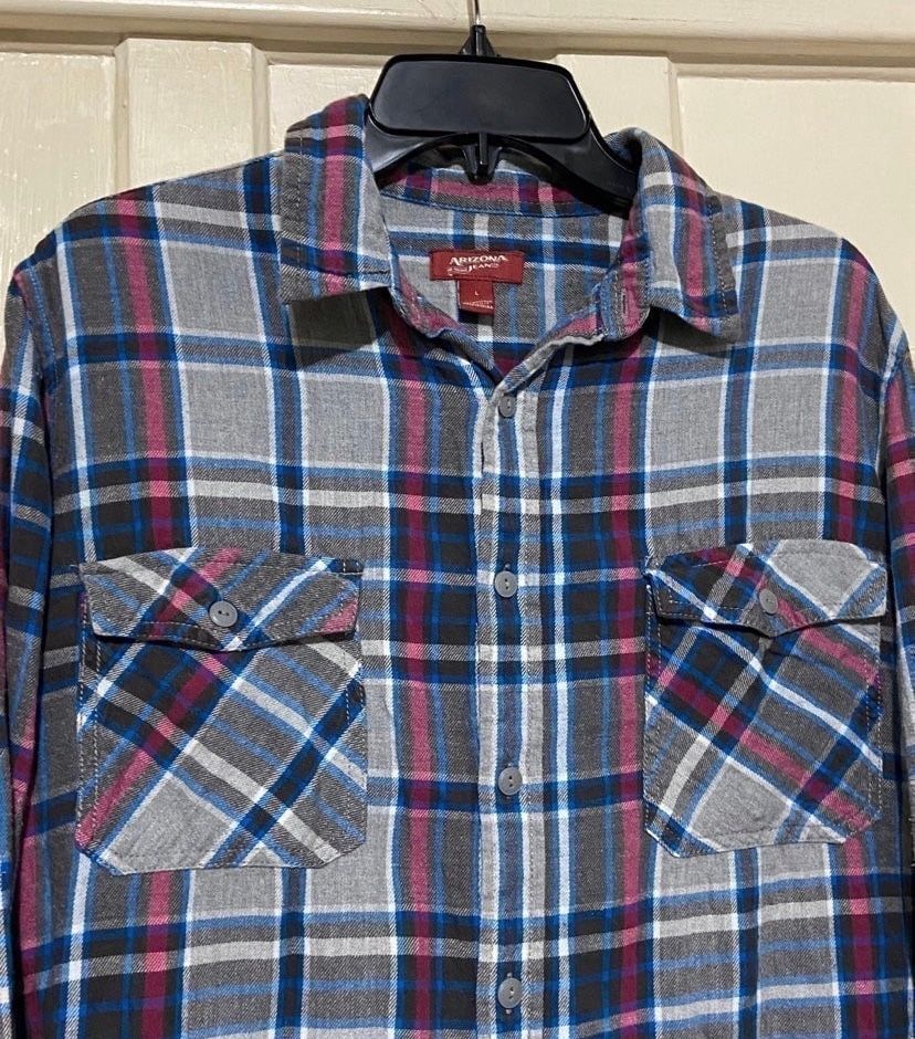 Arizona jean co women’s flannel /large