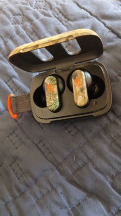 Skullcandy Wireless Bluetooth Earbuds – Camo