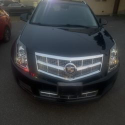 Caddilac SRX 2011 Full Loaded Suv 
