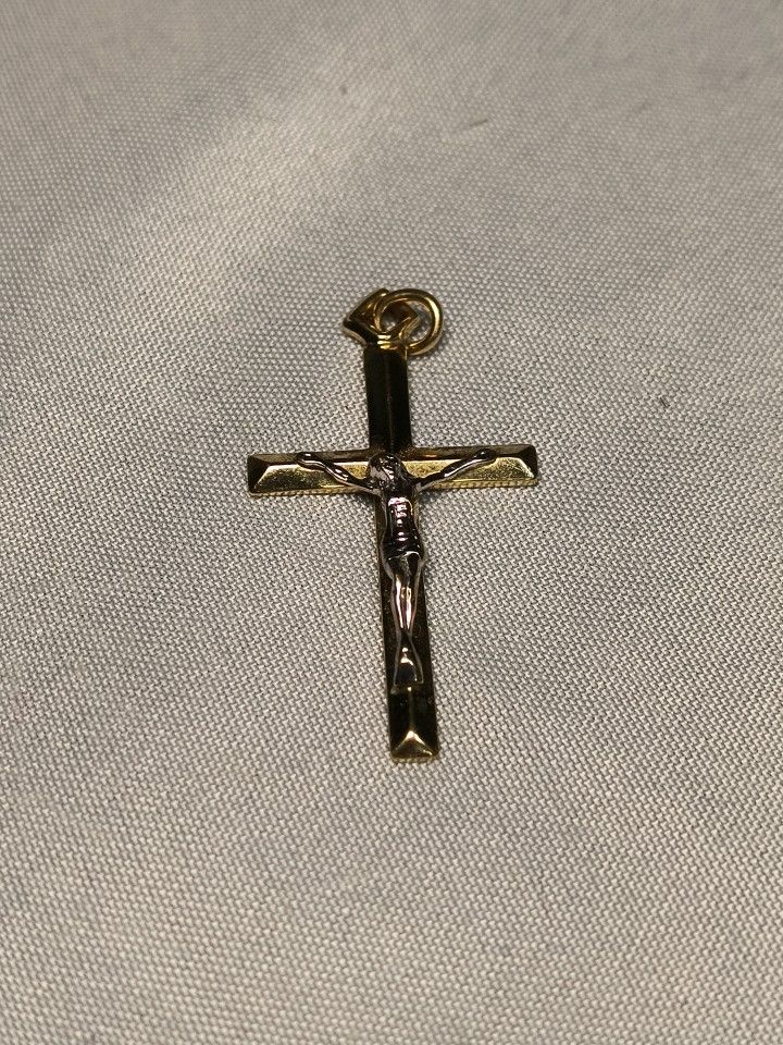 Princess Pride Creations Crucifix Pendant Signed 14K GF PPC Gold Filled Cross 2g