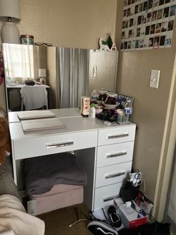 Makeup Vanity