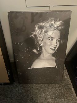 Marilyn Monroe & Audrey Hepburn Canvas Wall Art