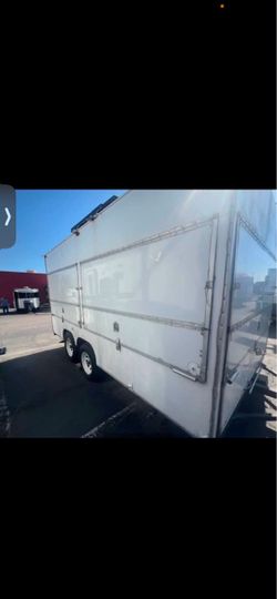 Food trailer