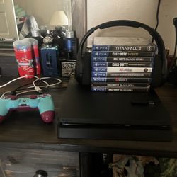 PS4 With 9 Video Games With Mic And Controller 