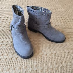 Muk Luk Ankle Boots