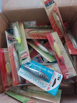 NEW Top water fishing lures & shallow divers/ TWO DOLLARS A PIECE