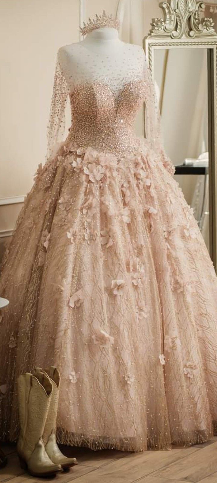 QUINCEAÑERA Rosegold Dress