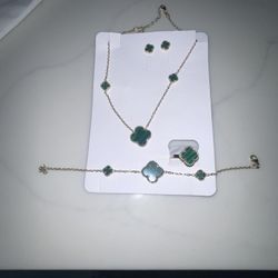 VAN CLEEF YELLOW GOLD SET