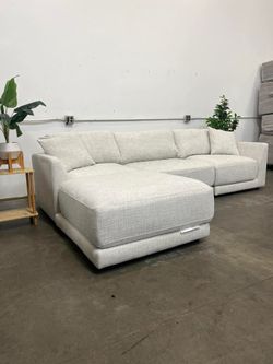 4pc Dayna Sectional-Free Delivery‼️