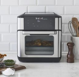 Instant Pot Vortex Plus 10-Quart Air Fryer Oven with 7-in-1 Cooking Functions