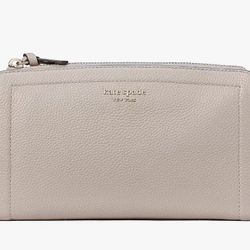 Kate Spade New York Knott Pebbled Leather Crossbody Bag *warm Taupe Gold READ  EUC. The color is a light beige or ecru. I think it is called warm taup