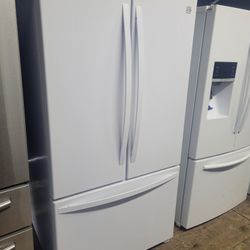 Kenmore White Stainless Fridge Everything Works Great 60 Days Warranty 36w " 69H "