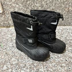 New Toddler Winter Boots, Size 7