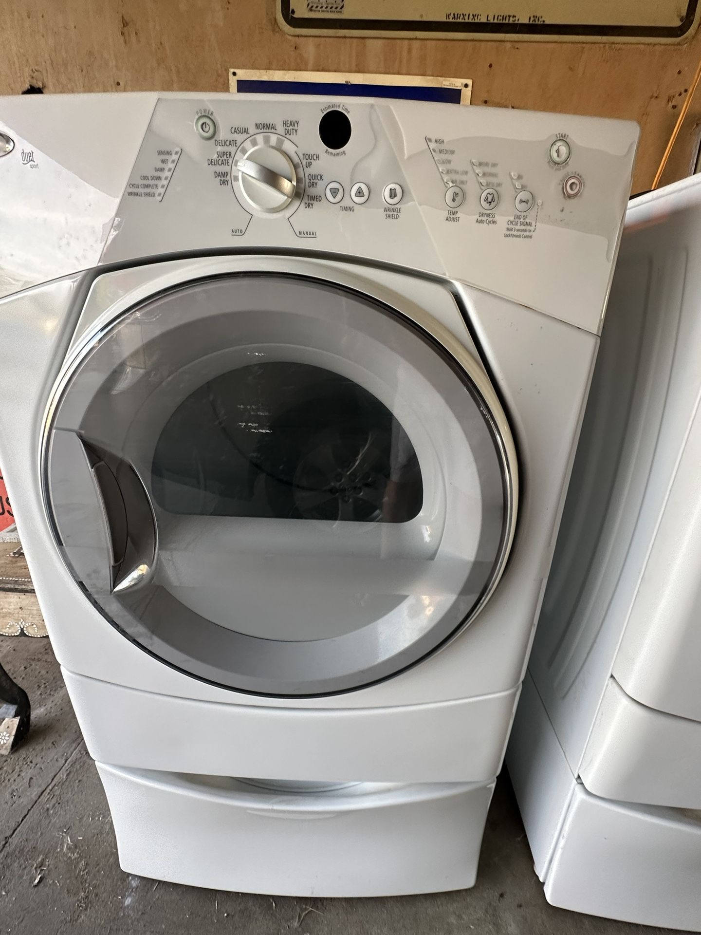Whirlpool Duet Washer & Dryer Does Not Work for Sale in Riverside, CA