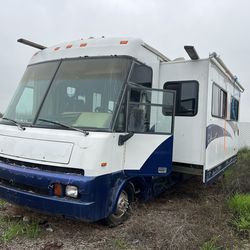 Winnebago Runs And Drives W Papers name your price