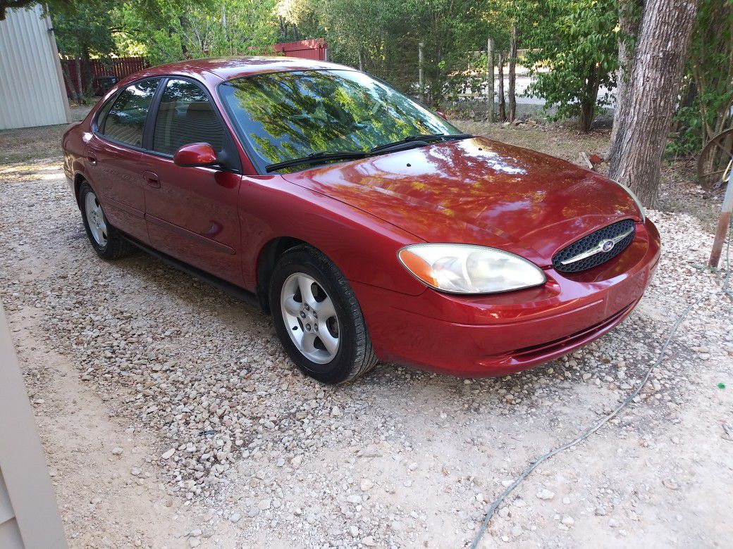 2001 ford taurus 4 Dr ?!!95K MILES CHECK ME OUT!!