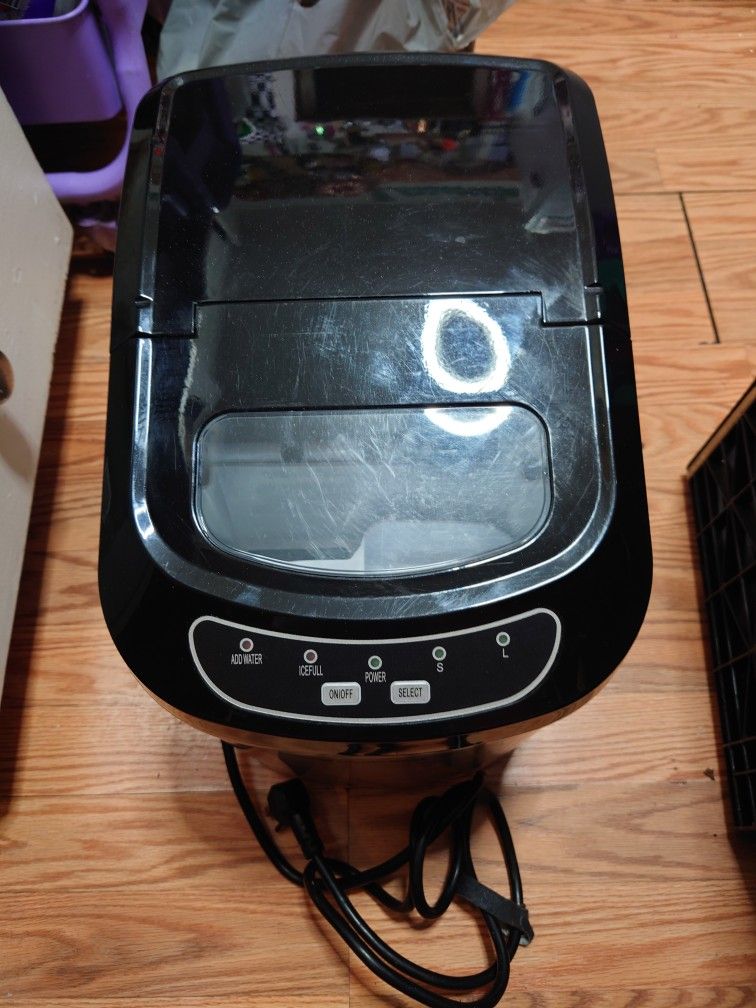 magic chef ice maker