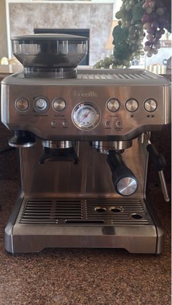 Breville Barista Express Espresso Machine