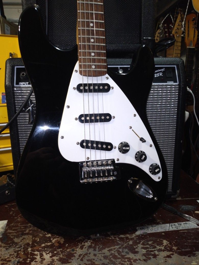 Strat Electric Guitar 