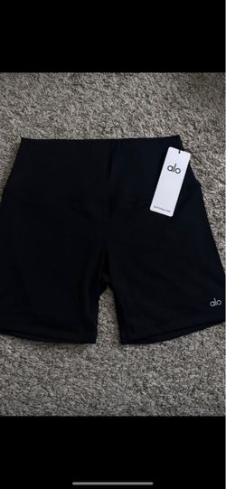 Shorts & shirts alo set $40