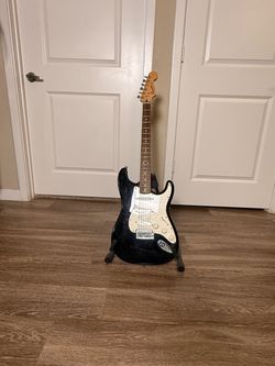 Squier Stratocaster Affinity series Electric Guitar Black