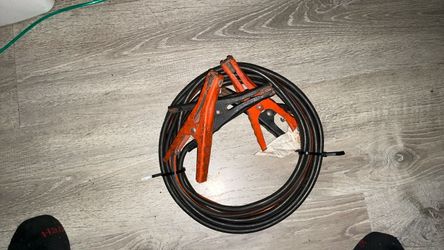 Car battery jumper cable