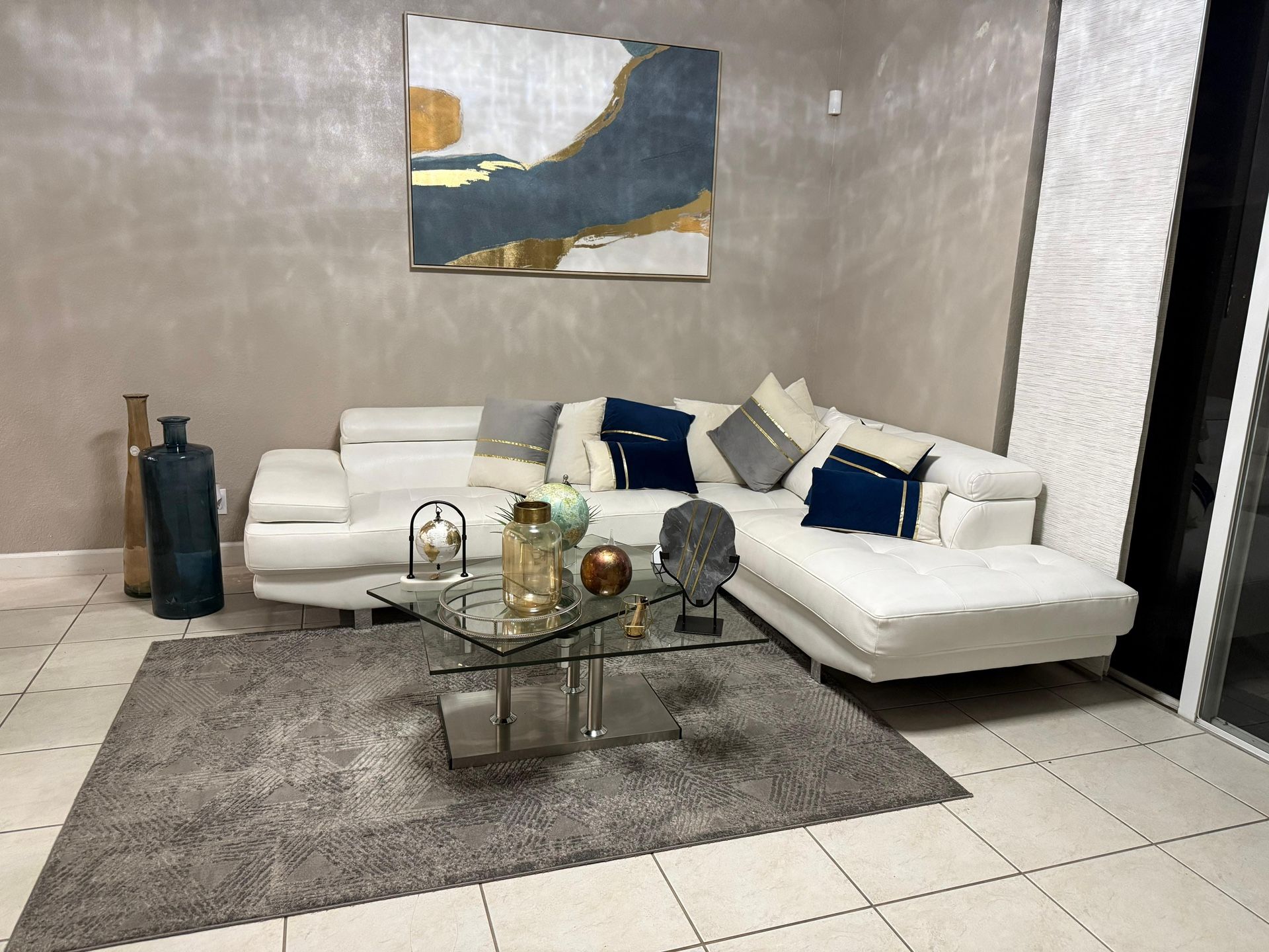 Living Room Sectional L