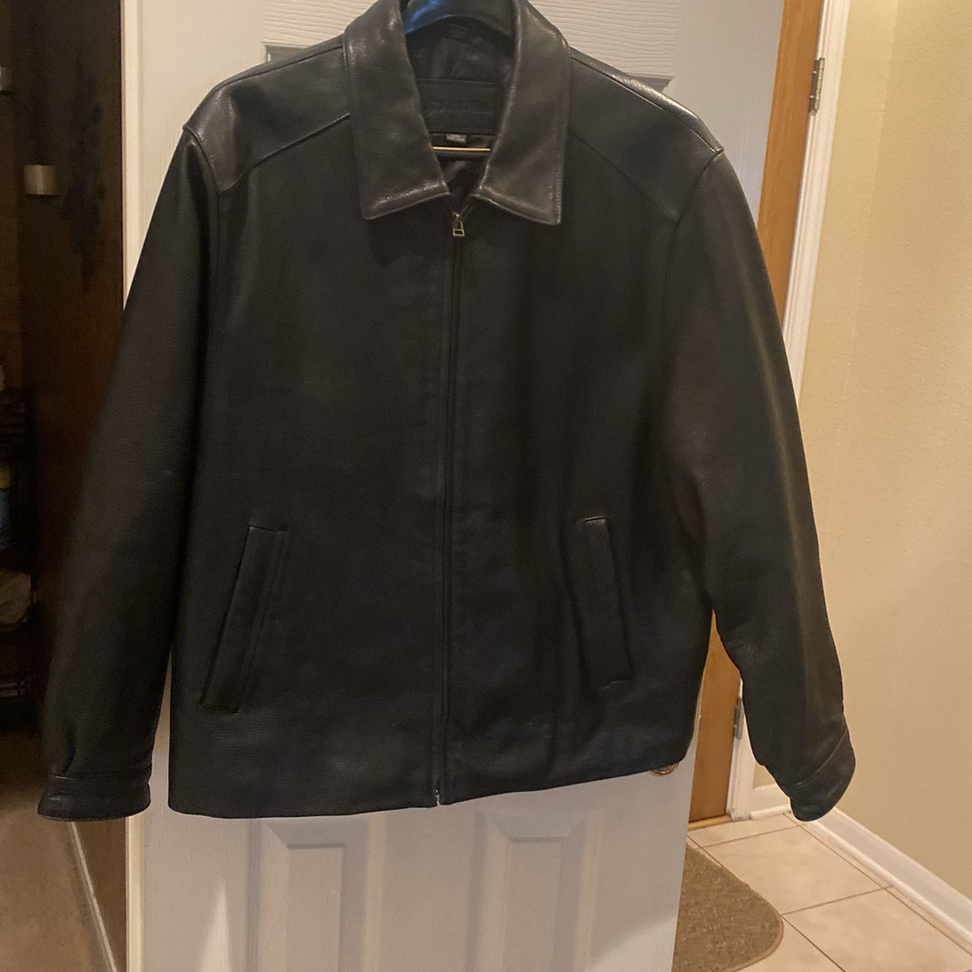 St. John's Bay XL Black Leather Jacket - thefunkyskunk.ie