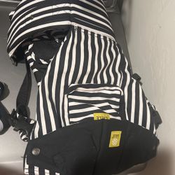 Lillie Baby Carrier