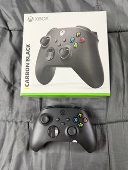 XBOX Wireless Gaming Controller | Black  | Consoles, PCs, TVs, mobile, and more | Textured Grip | Wireless, Bluetooth, USB-C Connectivity