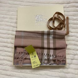 Burberry Scarf 