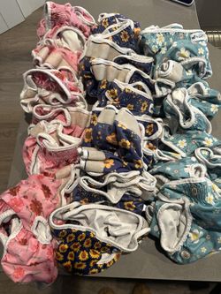 24 Pairs Pet Soft Washable Reusable Dog Diapers Size M