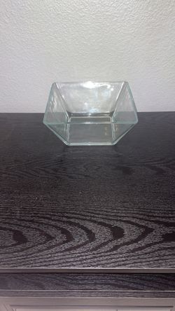 NEW! Large square glass serving bowl