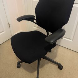 HumanScale Freedom Task Chair – Black