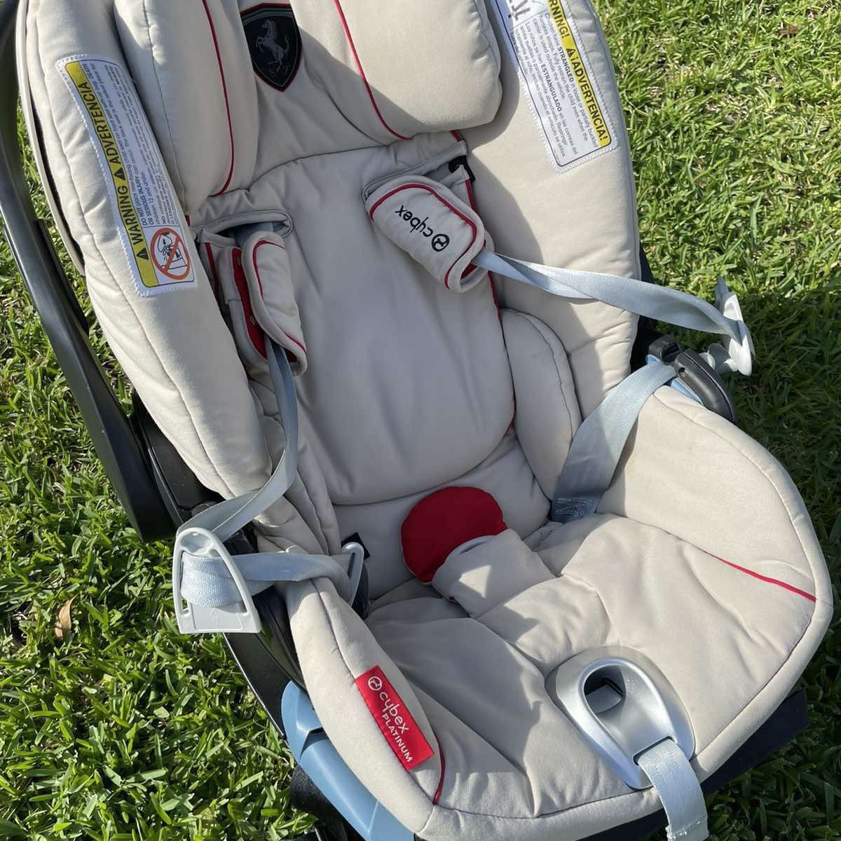 Cybex Cloud Q carseat, reclinable.